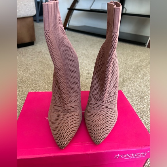 Women boots - Picture 2 of 5